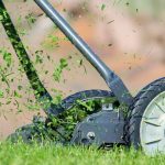 Выбор газонокосилки — типы и характеристики.