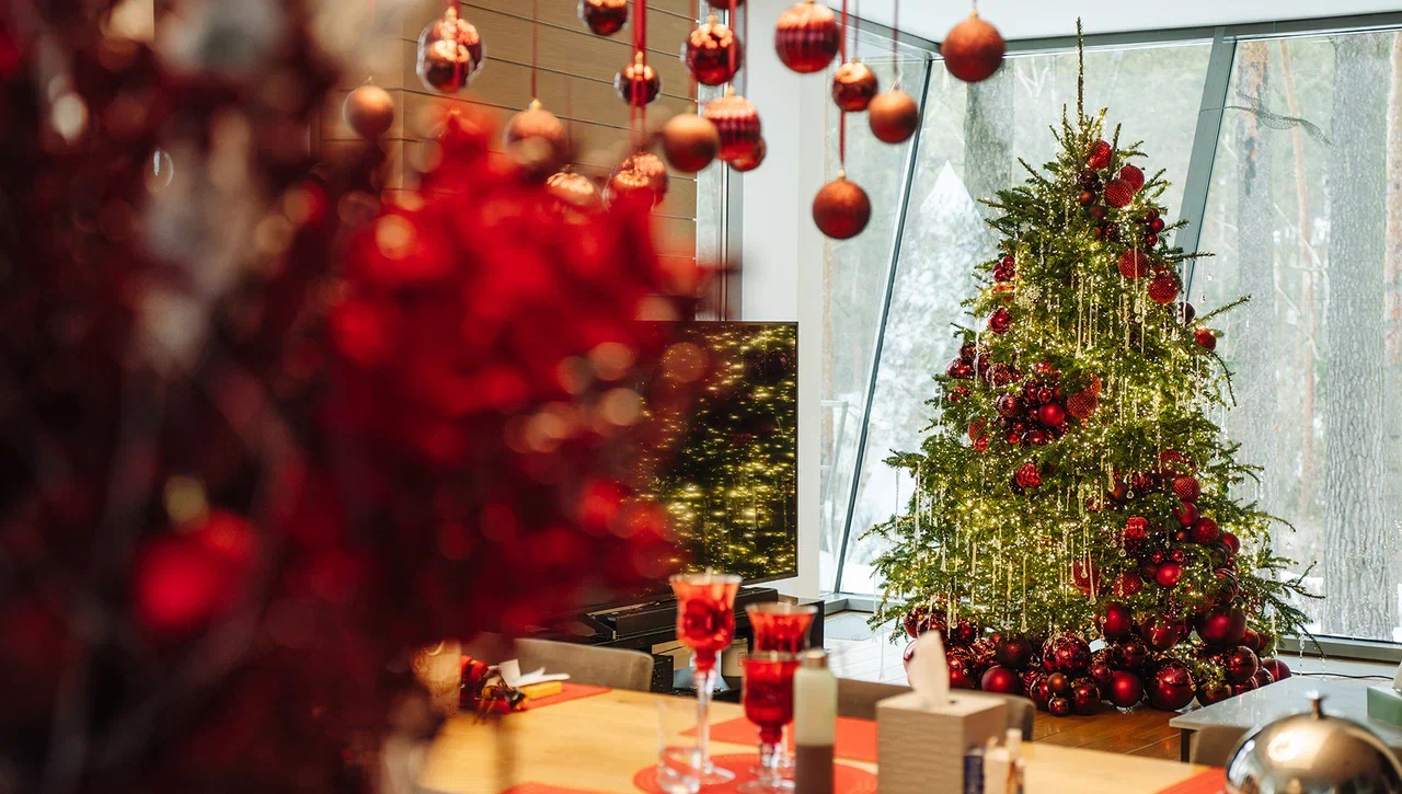 Новогоднее Оформление Загородного Дома: Превращаем Зимнюю Сказку в Реальность